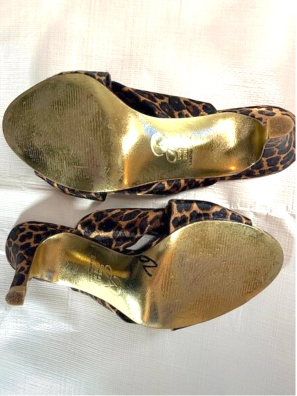 Adrianna Papell "Elani" Leopard Print Satin Open-Toe Mules - Size 8-1/2 - Picture 6 of 9